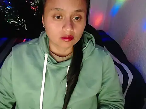 Snapshot of Negritatata chatting on 11-10-25, 02:32 Negritatata online show from 11-10-25, 02:32