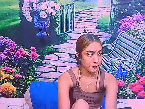 IndianPretty1 online show from 11-01-25, 05:31