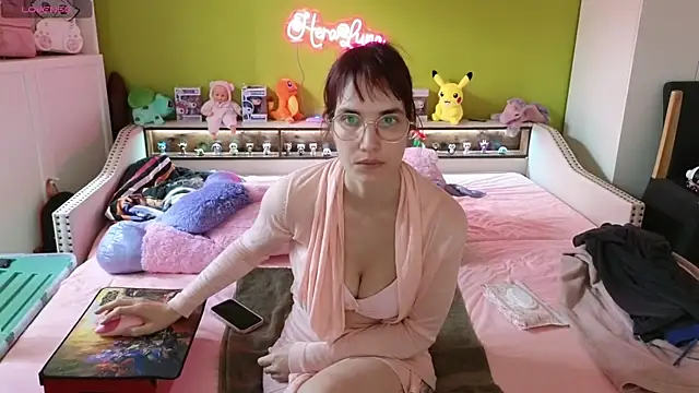  HeraLuna  online show from 11-09-25, 01:20