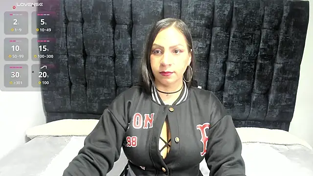 Snapshot of Alice__Morgan_ chatting on 11-30-25, 11:58 Alice Morgan online show from 11-30-25, 11:58