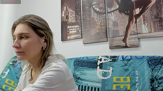 Tenderly Sophie online show from 01-09-26, 01:19