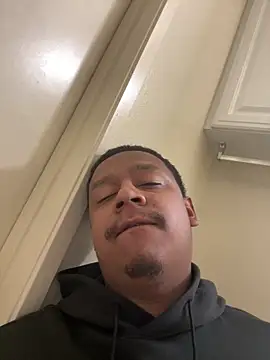 Snapshot of maddfreak0 chatting on 12-19-25, 11:39 maddfreak0 online show from 12-19-25, 11:39