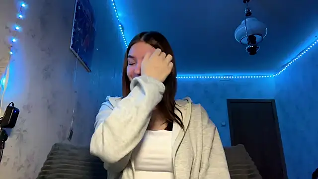 Snapshot of Beauty_miIa chatting on 11-03-25, 09:16 Beauty miIa online show from 11-03-25, 09:16