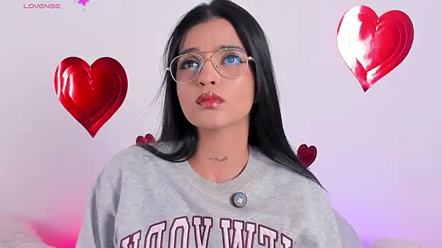 Snapshot of Sophie_Duarte chatting on 02-13-26, 03:13 Sophie Duarte online show from 02-13-26, 03:13