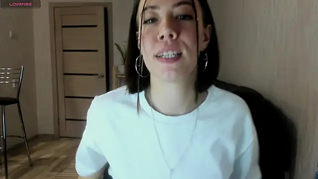 twinkle rosie online show from 10-25-25, 06:57