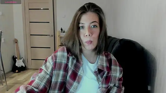 twinkle rosie online show from 11-20-25, 06:46