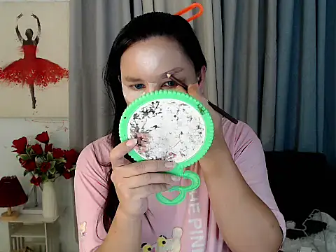 Snapshot of KeraMitenaa chatting on 11-13-25, 05:39 KeraMitenaa online show from 11-13-25, 05:39