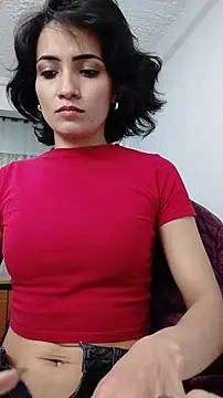 Snapshot of chloehanna chatting on 10-30-25, 10:32 chloehanna online show from 10-30-25, 10:32