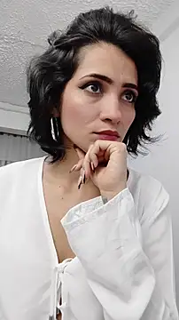 Snapshot of chloehanna chatting on 11-13-25, 07:24 chloehanna online show from 11-13-25, 07:24