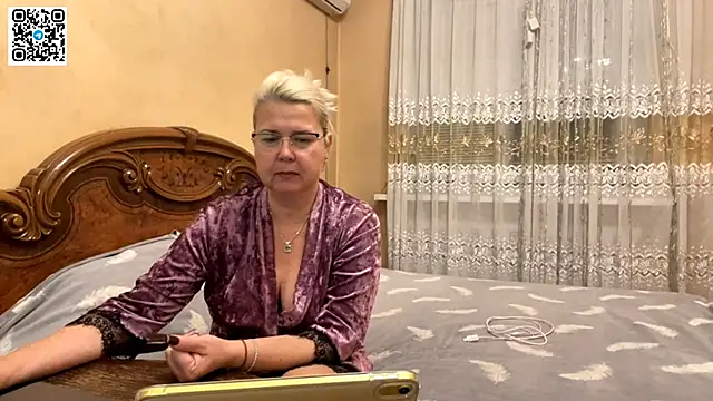 Snapshot of Galatea_2025 chatting on 11-08-25, 08:29 Galatea 2025 online show from 11-08-25, 08:29