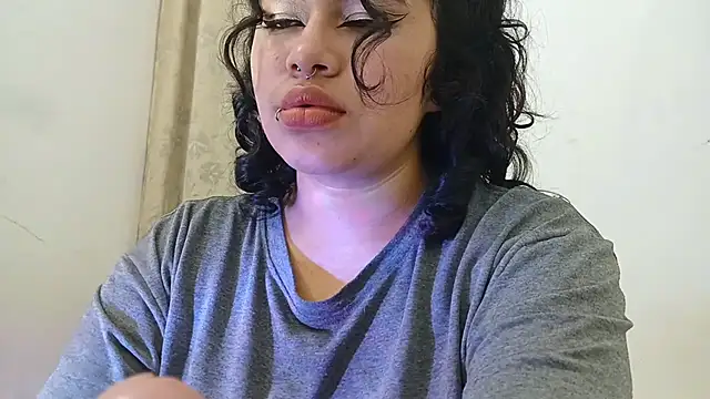 Magic Alicee  online show from 11-13-25, 04:00