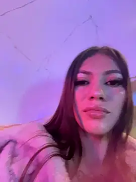 BabyVee angels online show from 11-19-25, 06:13