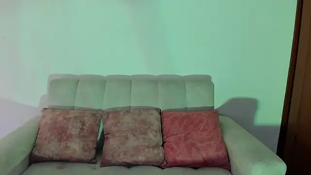 miadaviesx online show from 11-06-25, 01:12