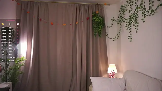 Snapshot of KissyCloud chatting on 11-30-25, 09:35 KissyCloud online show from 11-30-25, 09:35