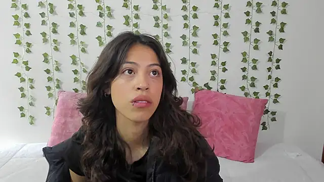 emily jonessxx online show from 02-05-26, 03:49