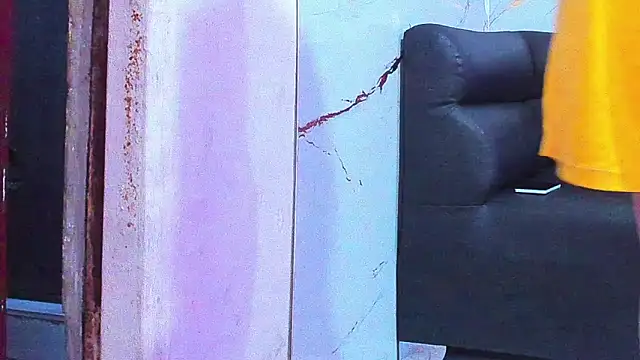 Snapshot of Room_boys_hot chatting on 12-13-25, 07:53 Room boys hot online show from 12-13-25, 07:53