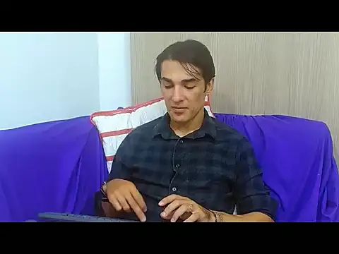 Snapshot of jupiter_333 chatting on 10-24-25, 07:10 jupiter 333 online show from 10-24-25, 07:10