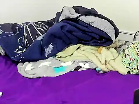 Snapshot of jupiter_333 chatting on 11-16-25, 01:17 jupiter 333 online show from 11-16-25, 01:17