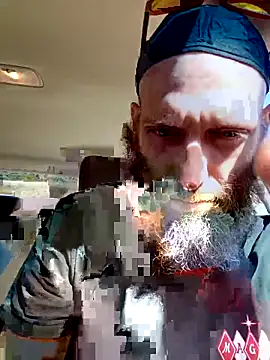 Snapshot of KosherCo313 chatting on 10-31-25, 03:57 KosherCo313 online show from 10-31-25, 03:57