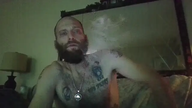 Snapshot of KosherCo313 chatting on 11-28-25, 12:46 KosherCo313 online show from 11-28-25, 12:46