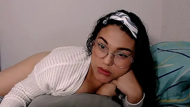 mira cherry02 online show from 11-08-25, 06:35