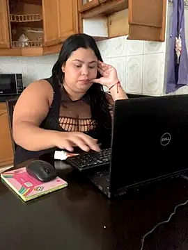 Snapshot of jasminboobs_ chatting on 11-14-25, 01:32 jasminboobs online show from 11-14-25, 01:32