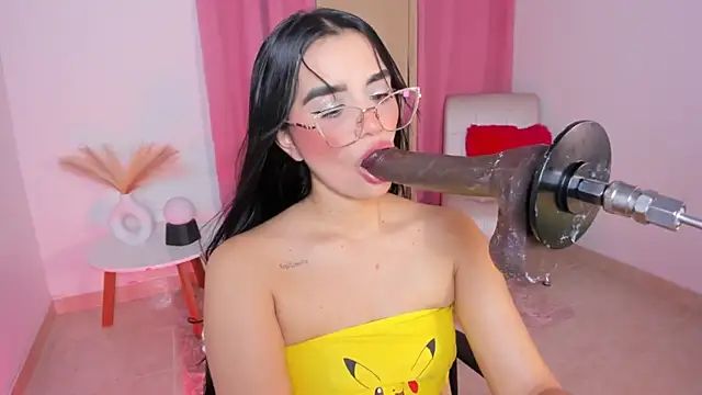 Snapshot of laana_foxx chatting on 11-07-25, 03:28 laana foxx online show from 11-07-25, 03:28