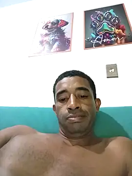 Snapshot of juniordotado87 chatting on 12-16-25, 01:10 juniordotado87 online show from 12-16-25, 01:10