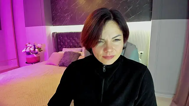 Snapshot of Wow_Maya chatting on 02-01-26, 01:04 Wow Maya online show from 02-01-26, 01:04