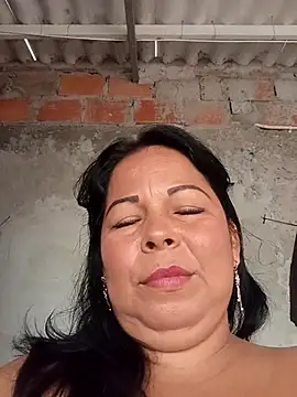 Snapshot of mother2-divorced chatting on 11-25-25, 01:33 mother2-divorced online show from 11-25-25, 01:33