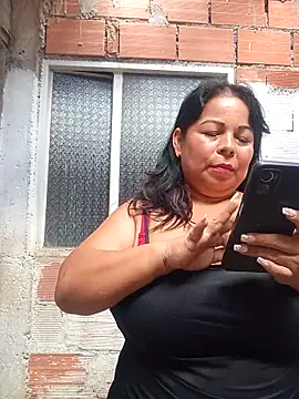 Snapshot of mother2-divorced chatting on 11-26-25, 02:51 mother2-divorced online show from 11-26-25, 02:51