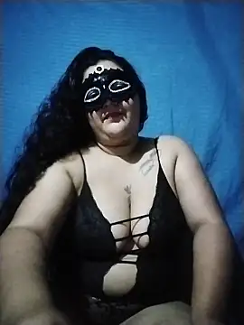 Snapshot of kloe_leon02 chatting on 11-03-25, 04:14 kloe leon02 online show from 11-03-25, 04:14