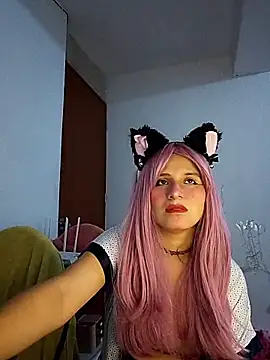 Snapshot of Kitty_Kalifa chatting on 11-25-25, 12:43 Kitty Kalifa online show from 11-25-25, 12:43