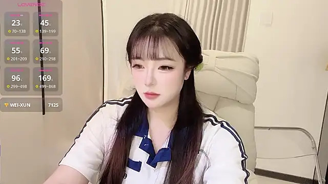 Snapshot of Follyise chatting on 12-14-25, 02:00 Follyise online show from 12-14-25, 02:00