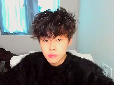 L1kuto online show from 11-19-25, 06:46