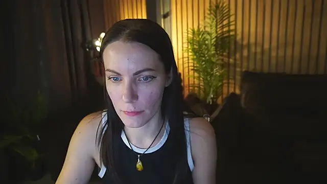 Snapshot of SofieMoons chatting on 12-01-25, 02:00 SofieMoons online show from 12-01-25, 02:00