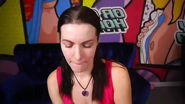 Snapshot of SofieMoons chatting on 12-04-25, 01:42 SofieMoons online show from 12-04-25, 01:42