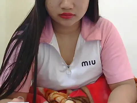 Snapshot of crazy_witch chatting on 12-18-25, 06:41 crazy witch online show from 12-18-25, 06:41