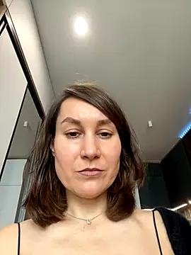 Snapshot of AliceLili chatting on 10-26-25, 09:59 AliceLili online show from 10-26-25, 09:59