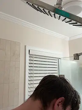 Snapshot of andrenoma427 chatting on 11-13-25, 02:32 andrenoma427 online show from 11-13-25, 02:32