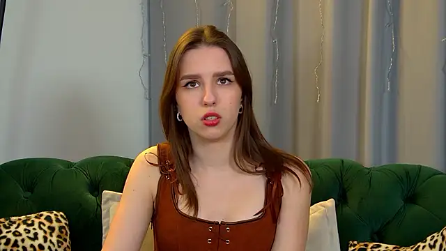 Snapshot of AliceAtkins chatting on 01-16-26, 06:39 AliceAtkins online show from 01-16-26, 06:39