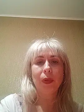 Snapshot of SelinaLovqx chatting on 10-22-25, 06:40 SelinaLovqx online show from 10-22-25, 06:40