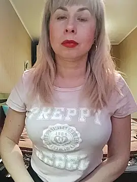 Snapshot of SelinaLovqx chatting on 01-08-26, 10:28 SelinaLovqx online show from 01-08-26, 10:28