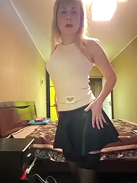 Snapshot of SelinaLovqx chatting on 02-10-26, 02:43 SelinaLovqx online show from 02-10-26, 02:43