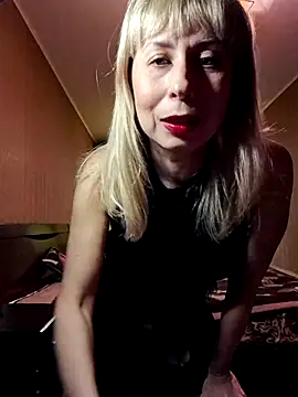 Snapshot of SelinaLovqx chatting on 02-22-26, 03:43 SelinaLovqx online show from 02-22-26, 03:43