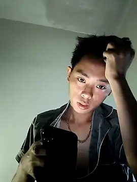 Snapshot of kbj12300 chatting on 10-22-25, 02:06 kbj12300 online show from 10-22-25, 02:06
