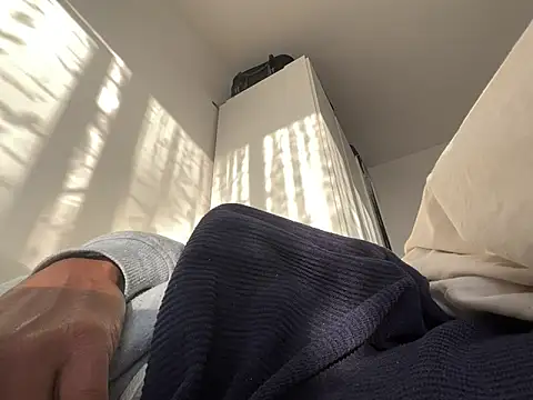 Snapshot of blacksamii2 chatting on 11-21-25, 09:08 blacksamii2 online show from 11-21-25, 09:08