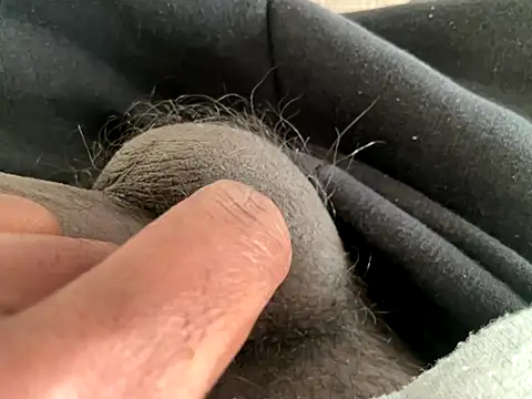 Snapshot of blacksamii2 chatting on 12-15-25, 09:57 blacksamii2 online show from 12-15-25, 09:57