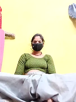 Snapshot of Shreya-750 chatting on 11-13-25, 11:03 Shreya-750 online show from 11-13-25, 11:03