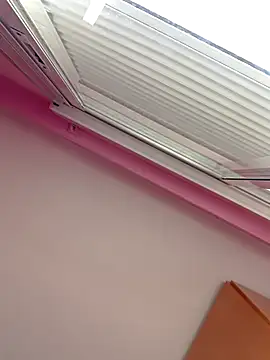 Snapshot of cotoncandyy chatting on 11-25-25, 02:06 cotoncandyy online show from 11-25-25, 02:06